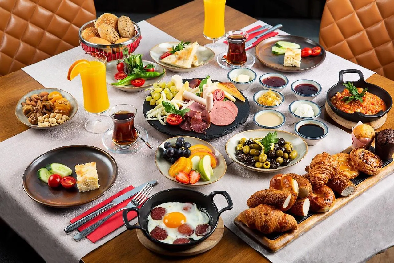 Moevenpick Istanbul Hotel Golden Horn