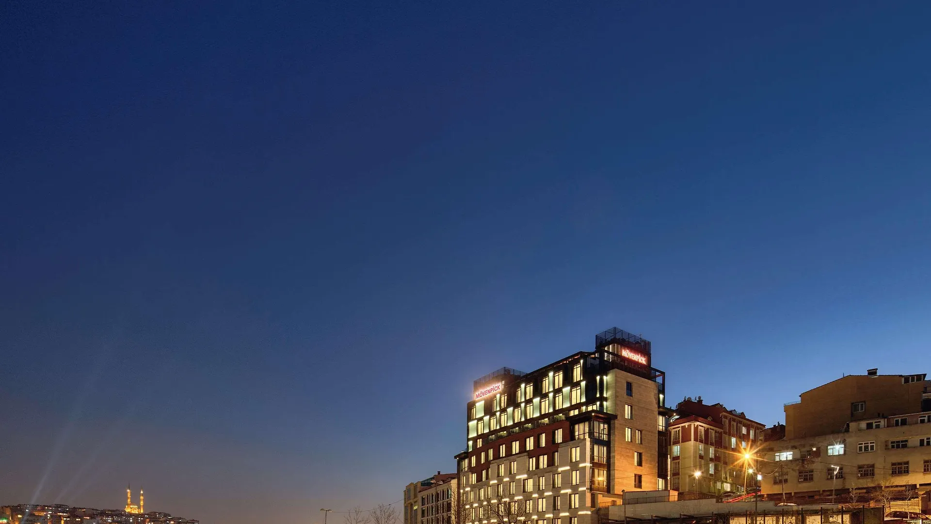 Moevenpick Istanbul Hotel Golden Horn 5*,
