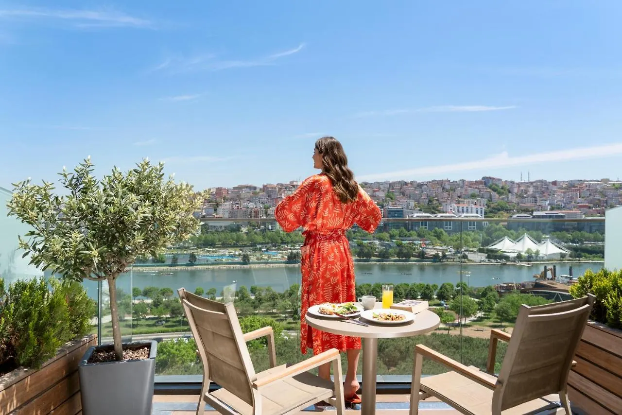 Moevenpick Istanbul Hotel Golden Horn