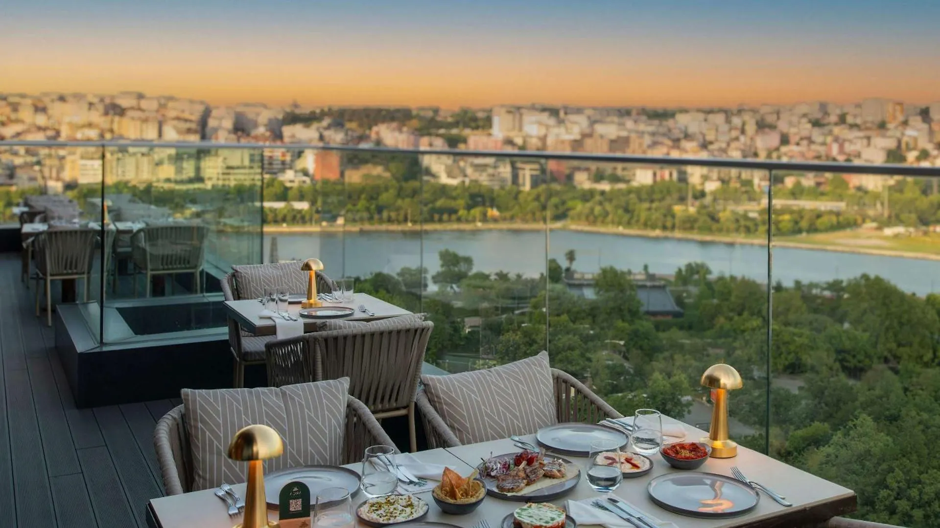 Moevenpick Istanbul Hotel Golden Horn