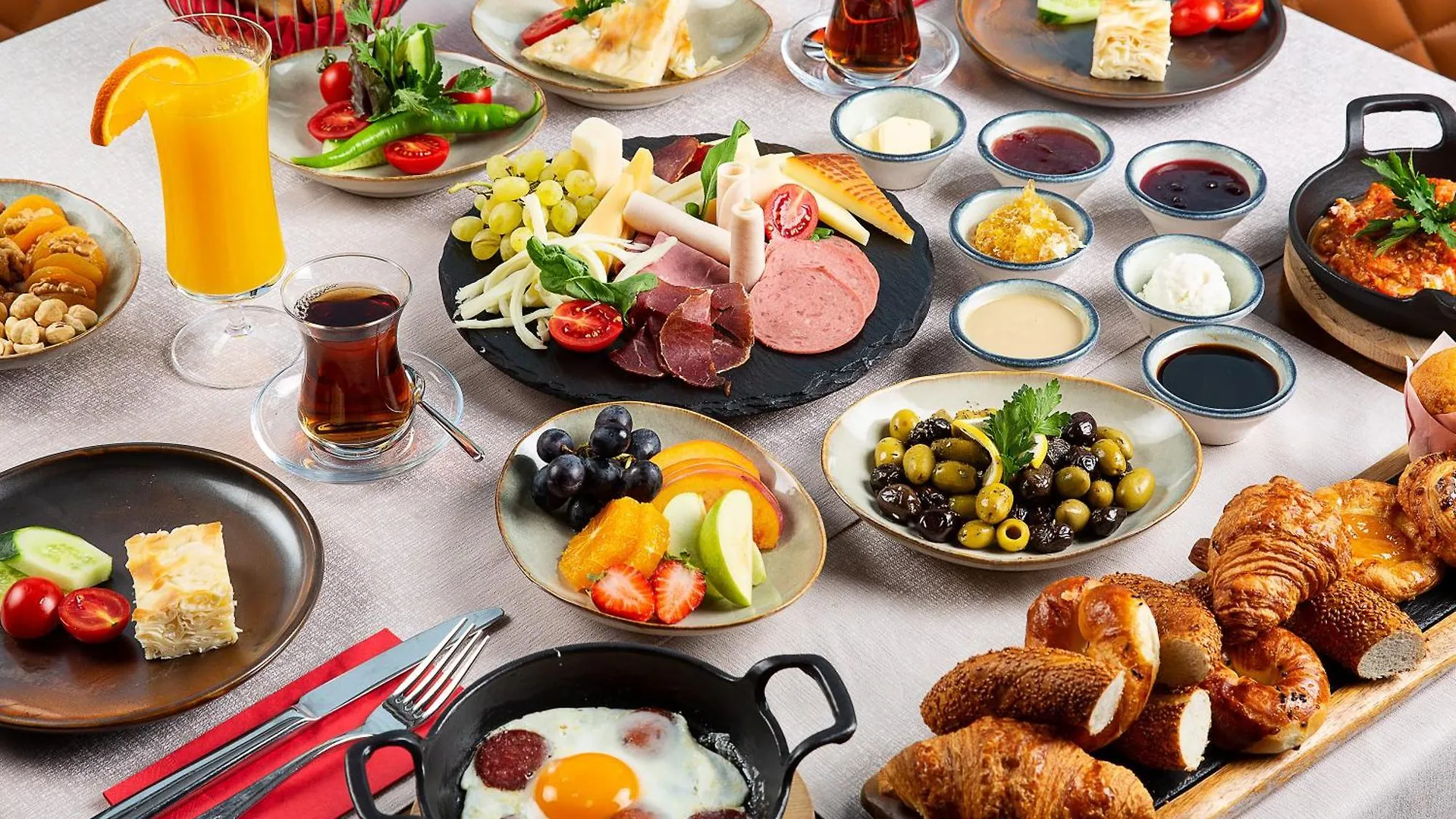 *****  Moevenpick Istanbul Hotel Golden Horn Турция